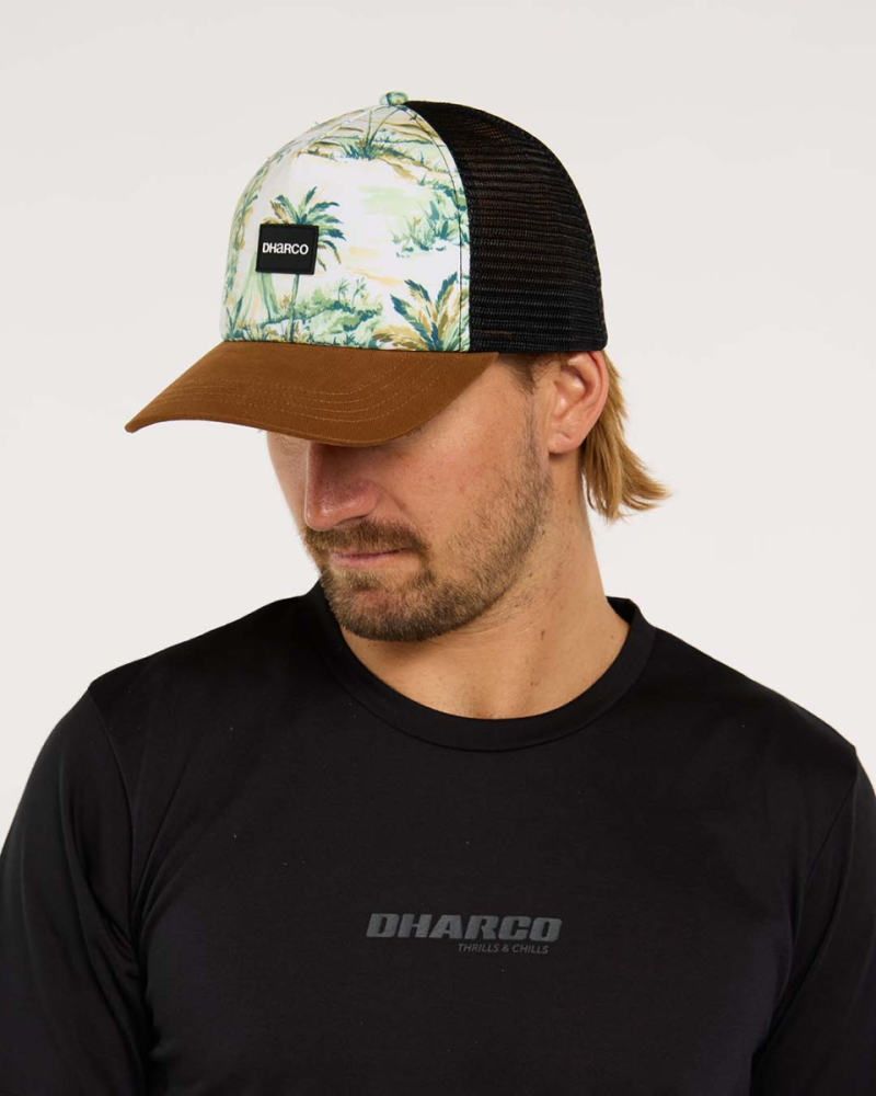 Dharco Curved Peak Trucker | Lost
