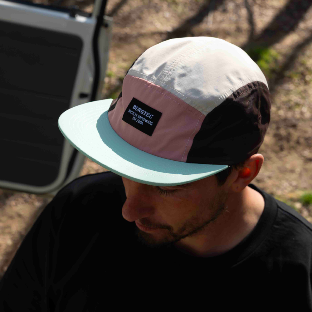 Burgtec Courier Five Panel - Neapolitan
