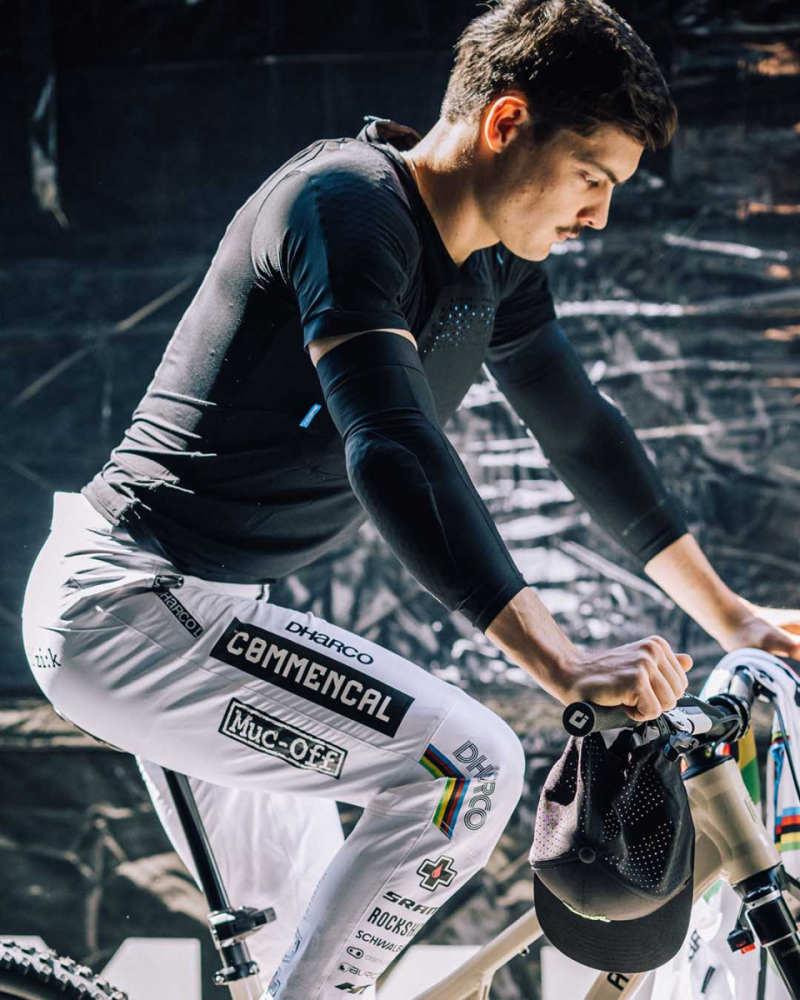 Dharco Gravity Elbow Pad - M