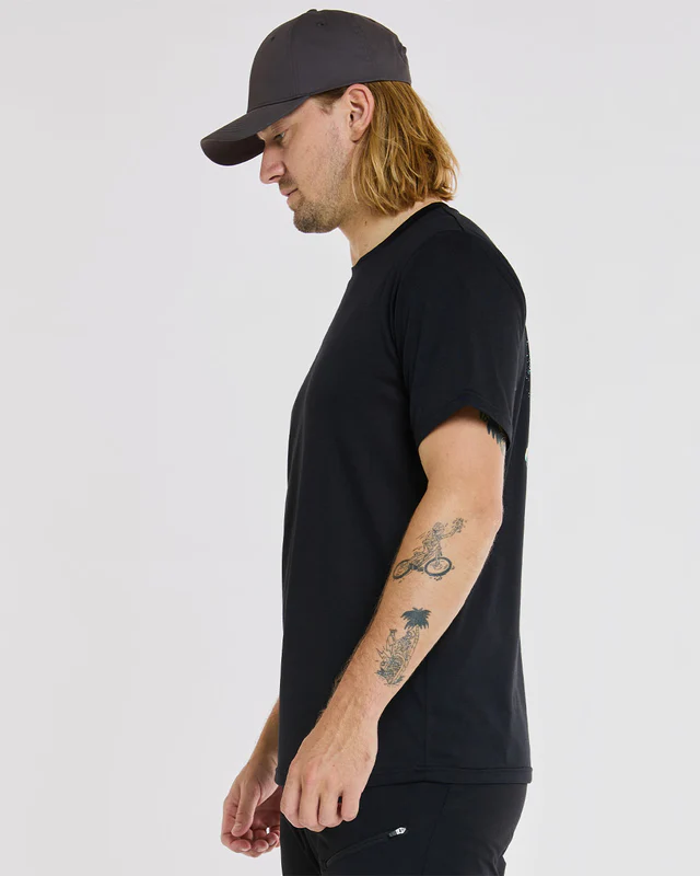 Dharco Mens Short Sleeve Tech Tee | Eddie, S