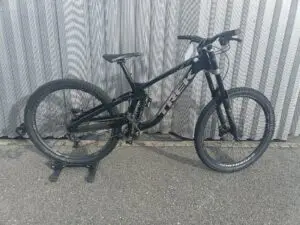 Trek Session 8 R3